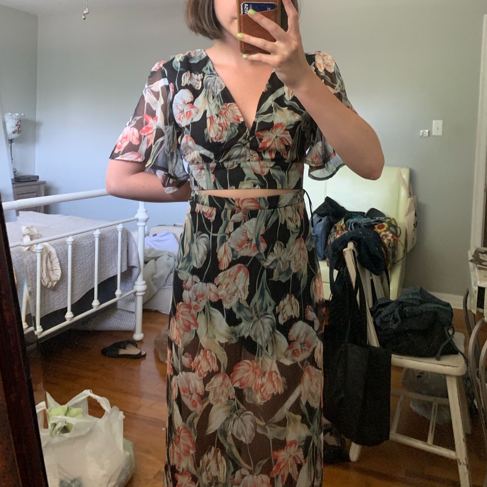 BEAUTIFUL Floral Lulumari Set